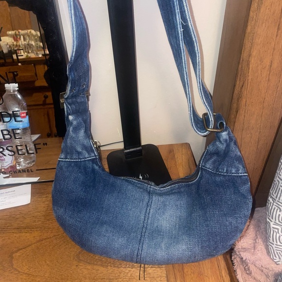 SOLD Denim crossbody and shoulder bag! - Picture 2 of 11